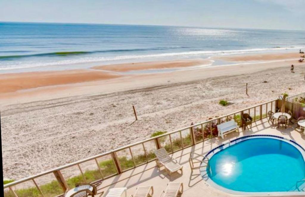 Coastal Cozy - Ocean View At Symphony Beach Club 오먼드 비치 외부 사진